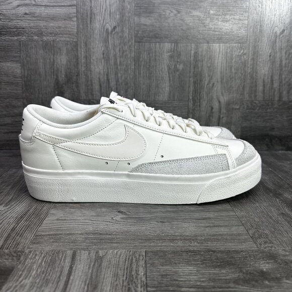 Nike Blazer Low Platform women's size 12 White Sail Shoes DJ0292-101 - Picture 1 of 8